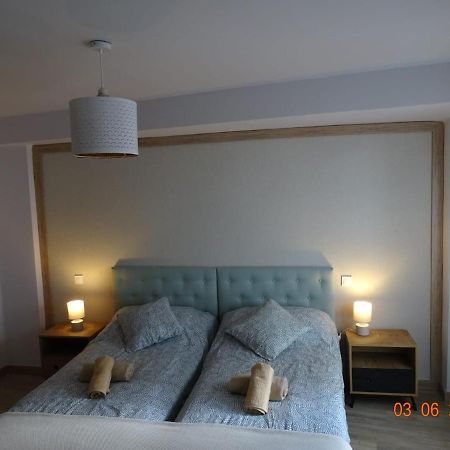 Apartamento Cuentame Burgos Apartment Ngoại thất bức ảnh