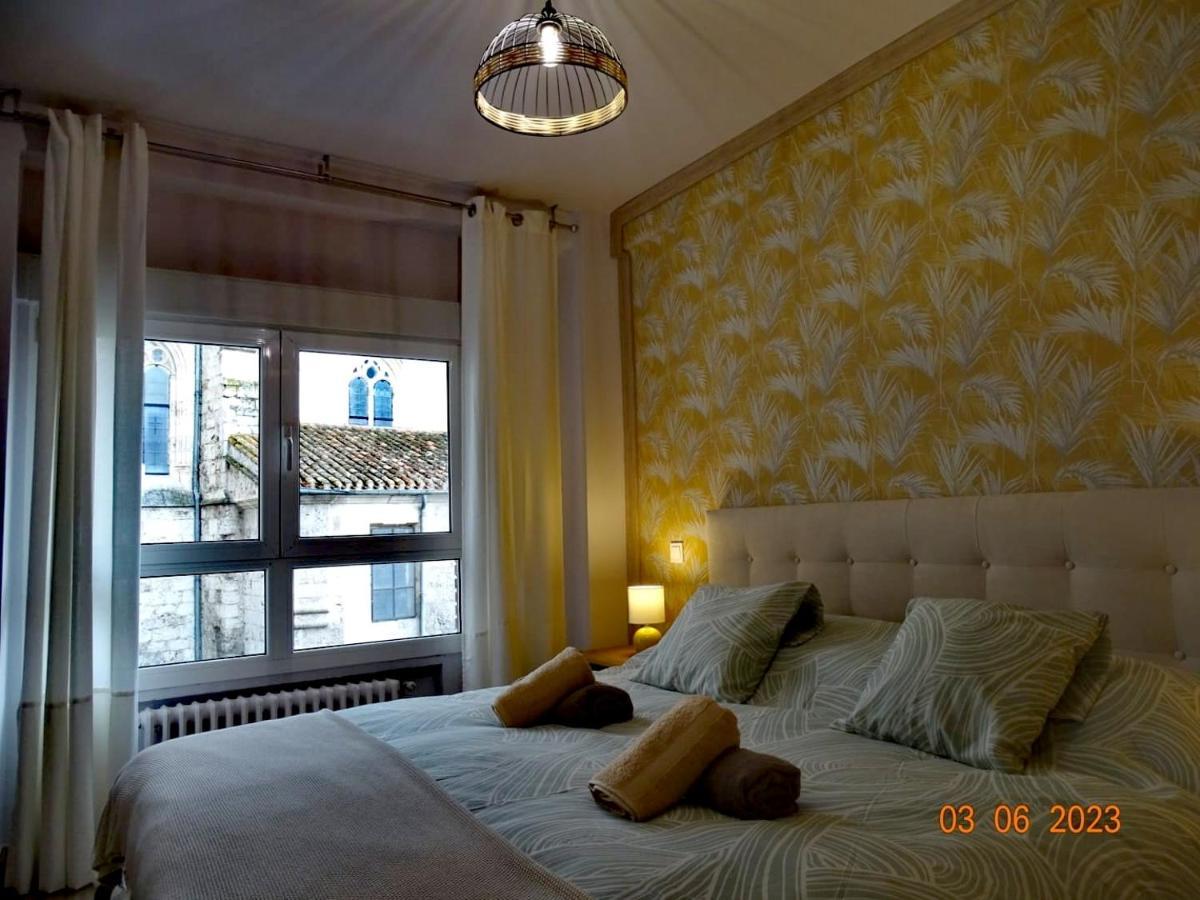 Apartamento Cuentame Burgos Apartment Ngoại thất bức ảnh