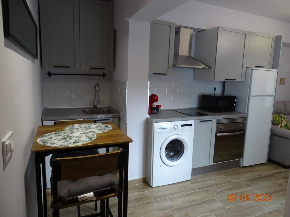 Apartamento Cuentame Burgos Apartment Ngoại thất bức ảnh